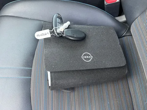 GY72KBX Nissan LEAF 110kW N-Connecta 39kWh 5dr Auto Thumbnail #21