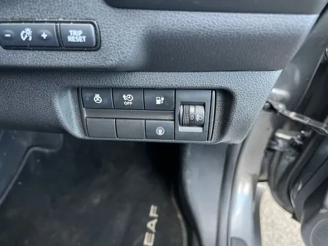 GY72KBX Nissan LEAF 110kW N-Connecta 39kWh 5dr Auto Thumbnail #22