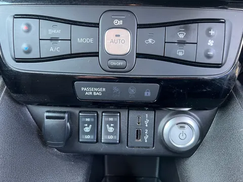 GY72KBX Nissan LEAF 110kW N-Connecta 39kWh 5dr Auto Thumbnail #24