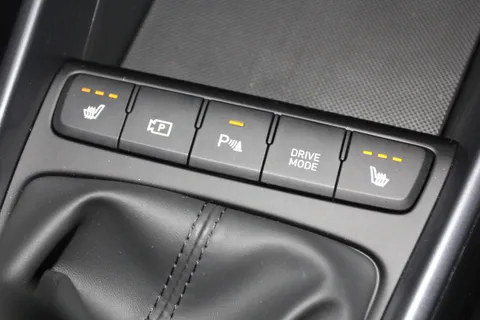 MD75NJX Hyundai i20 1.0T GDi Premium 5dr Thumbnail #20