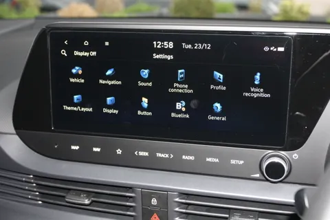 MD75NJX Hyundai i20 1.0T GDi Premium 5dr Thumbnail #19