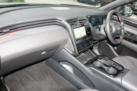 MK73TEY Hyundai Tucson 1.6 TGDi Hybrid 230 N Line S 5dr 2WD Auto Thumbnail #3