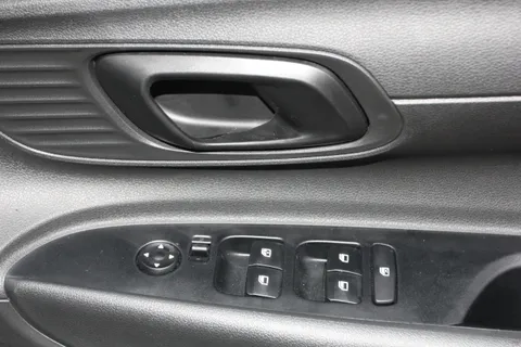 ML75ESG Hyundai i20 1.0T GDi Advance [Nav] 5dr Thumbnail #25