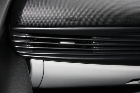 MM22PNN Hyundai i20 1.0T GDi 48V MHD Ultimate 5dr Thumbnail #30