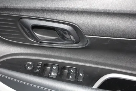 MM22PNN Hyundai i20 1.0T GDi 48V MHD Ultimate 5dr Thumbnail #26