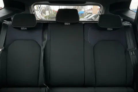 DL75UOM Dacia Duster 1.6 Hybrid 140 Journey 5dr Auto Thumbnail #11