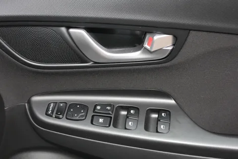 MW23EWT Hyundai Kona 1.6 GDi Hybrid Premium 5dr DCT Thumbnail #26