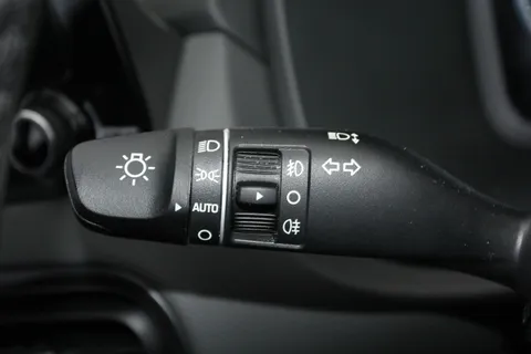 MW23EWT Hyundai Kona 1.6 GDi Hybrid Premium 5dr DCT Thumbnail #24