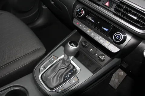 MW23EWT Hyundai Kona 1.6 GDi Hybrid Premium 5dr DCT Thumbnail #20