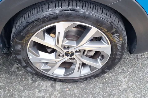 DS24UPL Kia Stonic 1.0T GDi 48V GT-Line S 5dr DCT Thumbnail #5