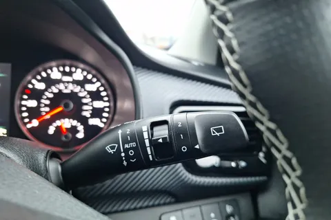 DS24UPL Kia Stonic 1.0T GDi 48V GT-Line S 5dr DCT Thumbnail #24