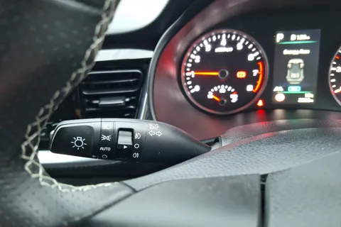 DS24UPL Kia Stonic 1.0T GDi 48V GT-Line S 5dr DCT Thumbnail #25