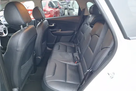 PY21OTG Kia Niro 1.6 GDi Hybrid 3 5dr DCT Thumbnail #10