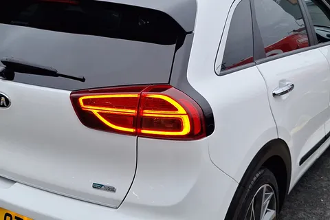 PY21OTG Kia Niro 1.6 GDi Hybrid 3 5dr DCT Thumbnail #22
