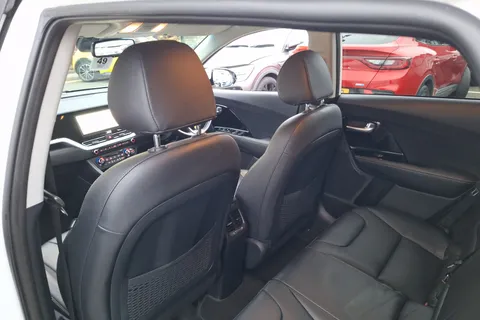 PY21OTG Kia Niro 1.6 GDi Hybrid 3 5dr DCT Thumbnail #33