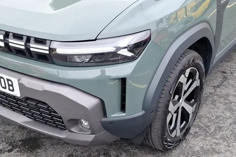 DL75UOB Dacia Duster 1.6 Hybrid 140 Journey 5dr Auto Thumbnail #15