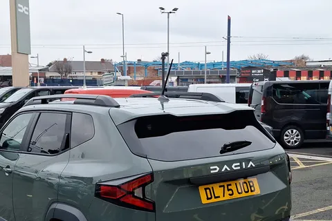 DL75UOB Dacia Duster 1.6 Hybrid 140 Journey 5dr Auto Thumbnail #25