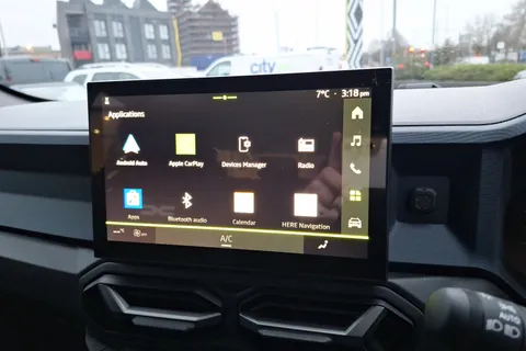 DL75UOB Dacia Duster 1.6 Hybrid 140 Journey 5dr Auto Thumbnail #38