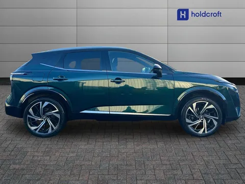 OW24LFL Nissan Qashqai 1.3 DiG-T MH 158 Tekna+ 5dr Thumbnail #3