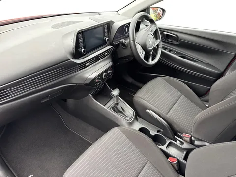 NG71WLU Hyundai i20 1.0T GDi 48V MHD SE Connect 5dr Thumbnail #6