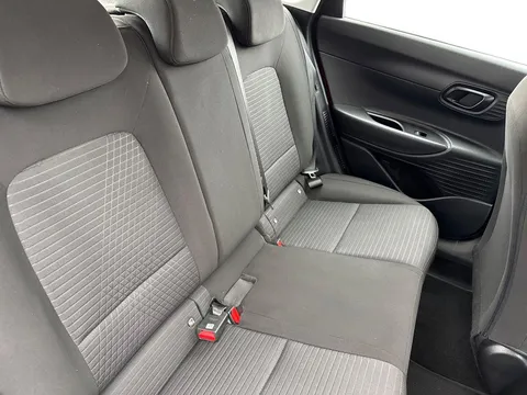 NG71WLU Hyundai i20 1.0T GDi 48V MHD SE Connect 5dr Thumbnail #13