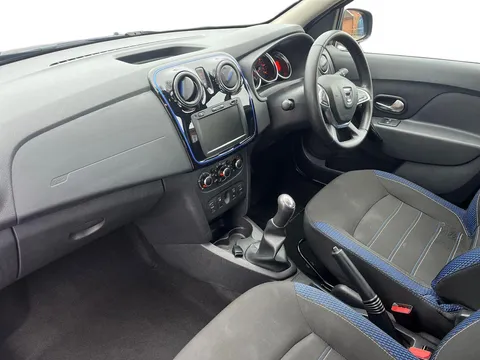 4 of 32 for Dacia Sandero Stepway 0.9 TCe SE Twenty 5dr