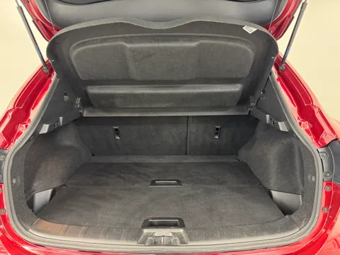 13 of 33 for Nissan Qashqai 1.3 DiG-T N-Connecta 5dr