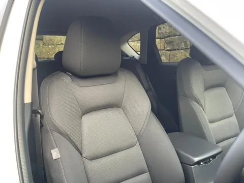 MC75XTS Mazda CX-5 2.0 e-Skyactiv G MHEV Centre-Line 5dr Thumbnail #15