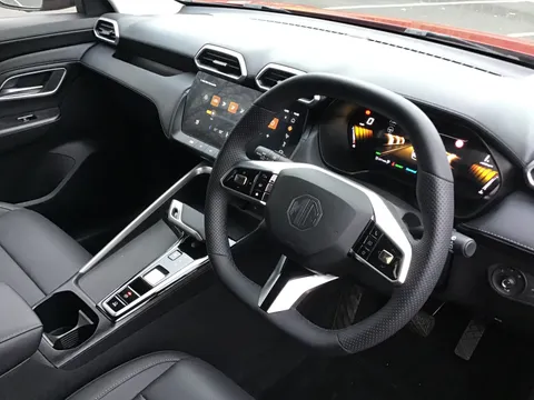 DG75NFU Mg Motor Uk Zs 1.5 Hybrid+ Trophy 5dr Auto Thumbnail #17