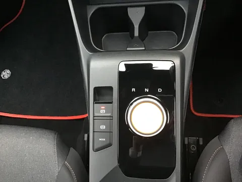 DG75NFP Mg Motor Uk Mg3 1.5 Hybrid SE 5dr Auto Thumbnail #30