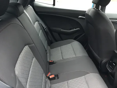 DG75NFP Mg Motor Uk Mg3 1.5 Hybrid SE 5dr Auto Thumbnail #36