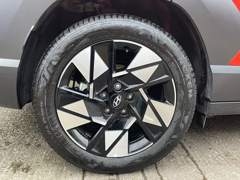 MV75WTT Hyundai Kona 1.6 Hybrid 129 Ultimate 5dr DCT Thumbnail #12