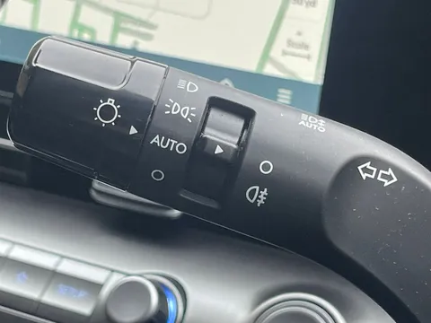 MV75WTT Hyundai Kona 1.6 Hybrid 129 Ultimate 5dr DCT Thumbnail #25