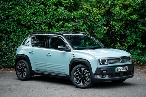  Renault 4 iconic comfort range Thumbnail #1