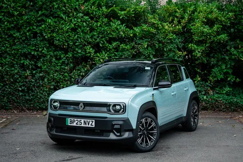  Renault 4 iconic comfort range Thumbnail #3