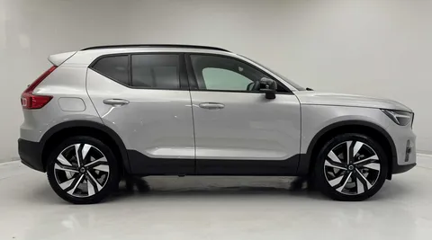 DU74WOJ Volvo XC40 2.0 B3P Plus Dark 5dr Auto Thumbnail #7