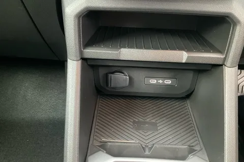 DL75UOK Dacia Duster 1.6 Hybrid 140 Journey 5dr Auto Thumbnail #16