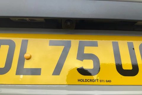 DL75UOK Dacia Duster 1.6 Hybrid 140 Journey 5dr Auto Thumbnail #18