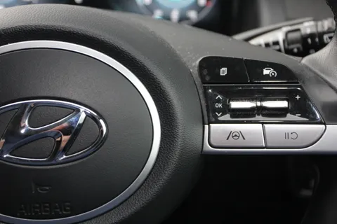 DE22WDG Hyundai Tucson 1.6 TGDi Premium 5dr 2WD Thumbnail #19