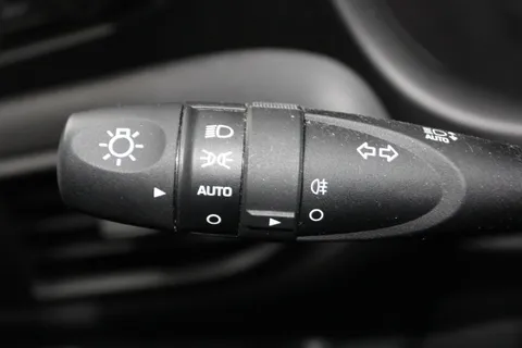 22 of 33 for Hyundai i10 1.0 MPi SE 5dr