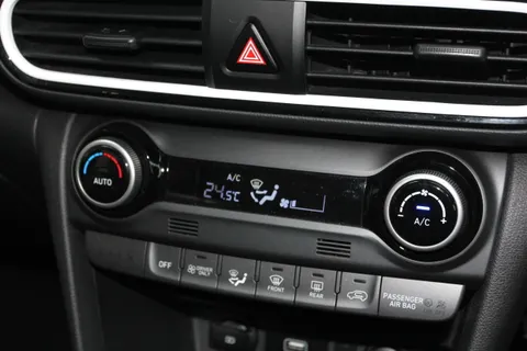 RF70FMJ Hyundai Kona 1.6 GDi Hybrid Premium 5dr DCT Thumbnail #28