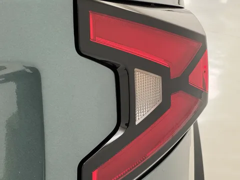 DL75UOT Dacia Duster 1.6 Hybrid 140 Journey 5dr Auto Thumbnail #32