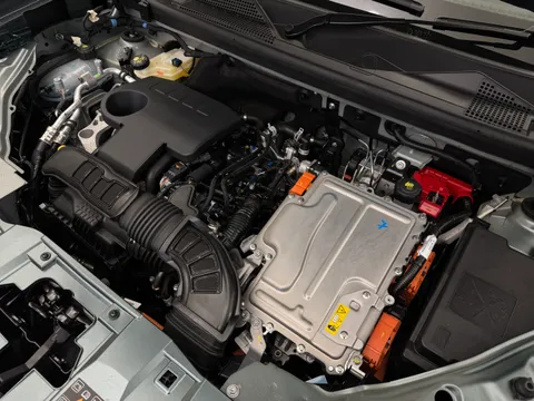 DL75UOS Dacia Duster 1.6 Hybrid 140 Journey 5dr Auto Thumbnail #28