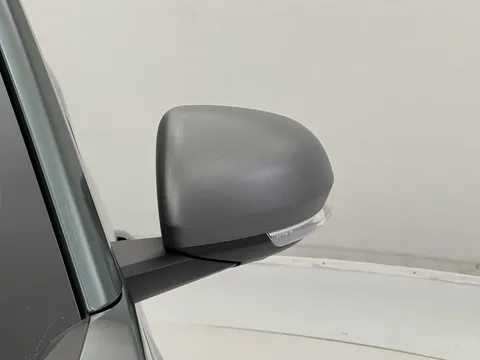 DL75UOS Dacia Duster 1.6 Hybrid 140 Journey 5dr Auto Thumbnail #30