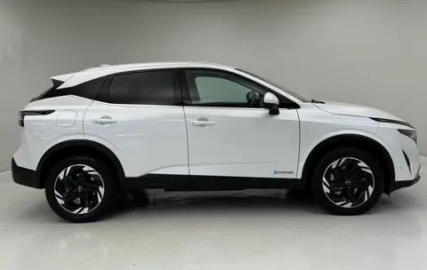 DT74UBO Nissan Qashqai 1.5 E-Power N-Connecta 5dr Auto Thumbnail #10