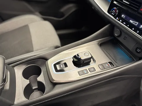 DT74UBO Nissan Qashqai 1.5 E-Power N-Connecta 5dr Auto Thumbnail #21