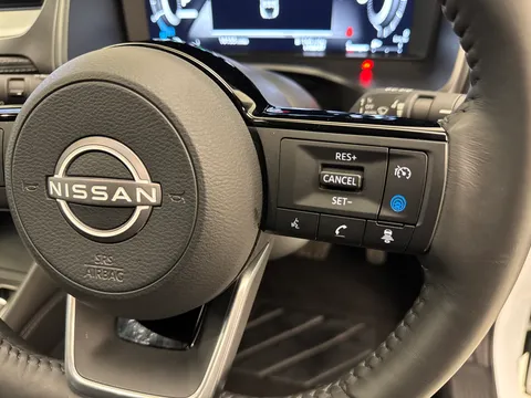 DT74UBO Nissan Qashqai 1.5 E-Power N-Connecta 5dr Auto Thumbnail #25