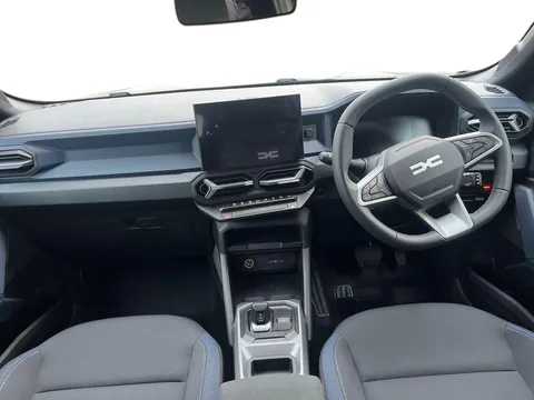 DL75UNR Dacia Duster 1.6 Hybrid 140 Journey 5dr Auto Thumbnail #11