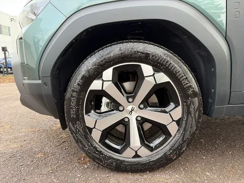 DL75UNP Dacia Duster 1.6 Hybrid 140 Journey 5dr Auto Thumbnail #5