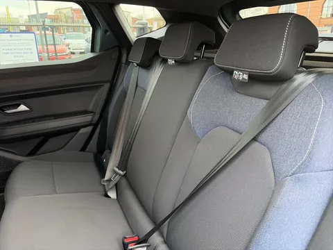 DL75UNP Dacia Duster 1.6 Hybrid 140 Journey 5dr Auto Thumbnail #10